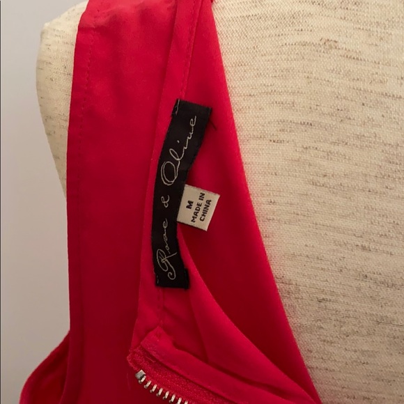 Rose & Olive fuchsia sleeveless top. Size M - Picture 4 of 4